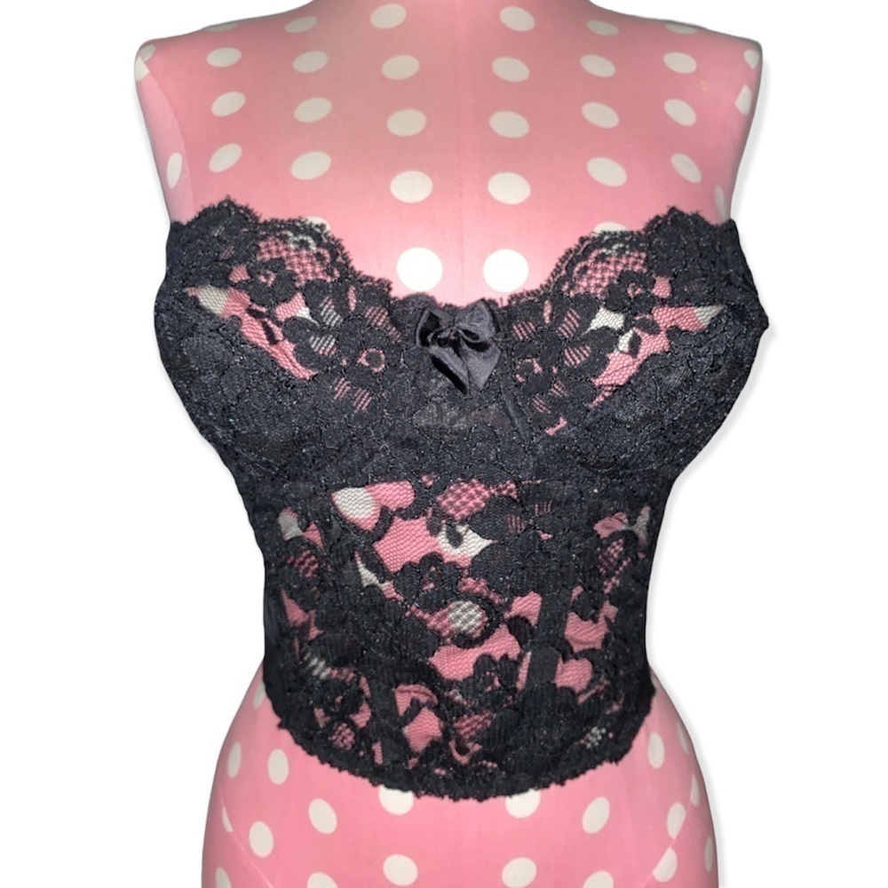 Vintage 90’s Victoria’s Secret ivy lace bustier